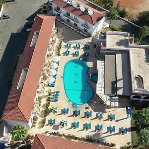 Aparthotel Cosmelenia ***